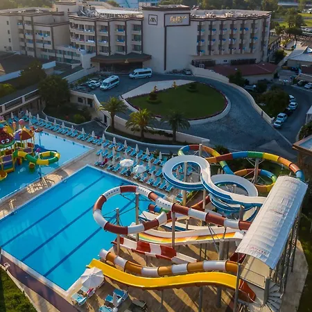 Amara Family Resort Side