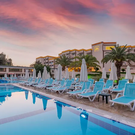 Amara Family Complex 5*