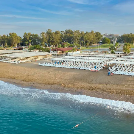 Amara Family Сіде