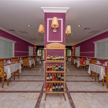 Amara Family Курортний комплекс 5*