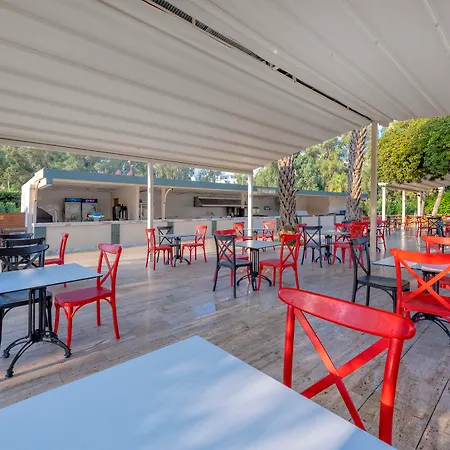 度假村 Amara Family