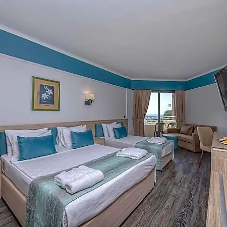 Resort Amara Family 5*