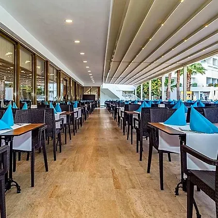 Resort Amara Family Side