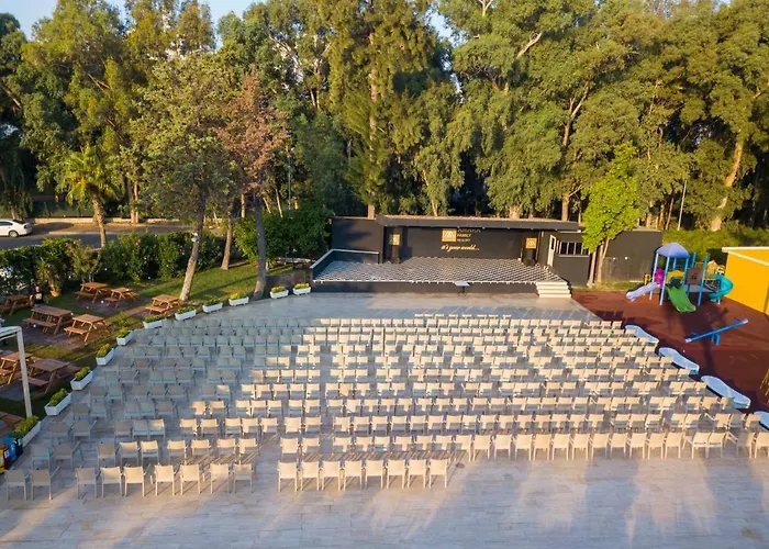 Amara Family Üdülőközpont 5*