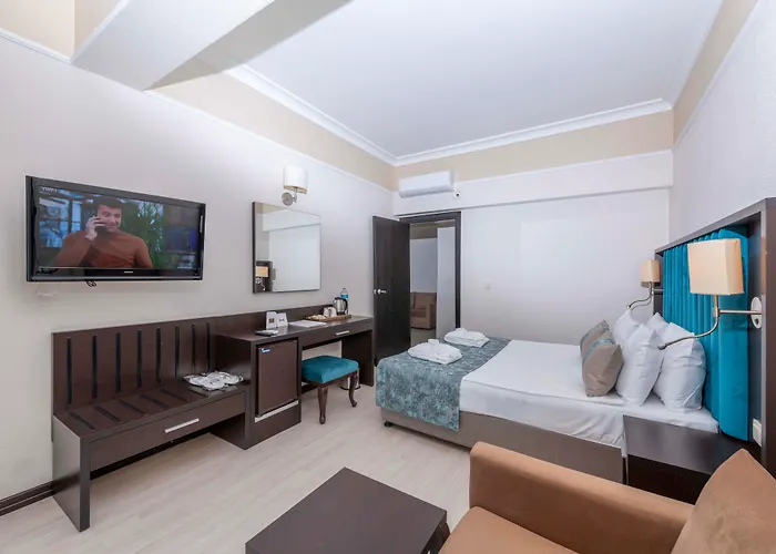 Üdülőközpont Amara Family 5*