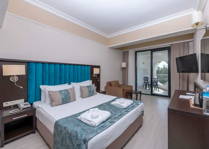 Amara Family Resort 5*