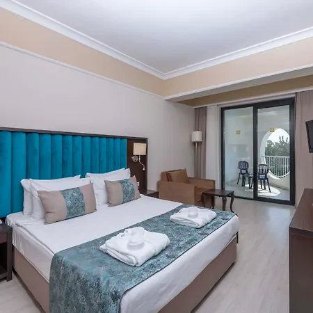 Amara Family Rezort 5*