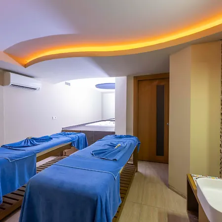 Rezort Amara Family 5*