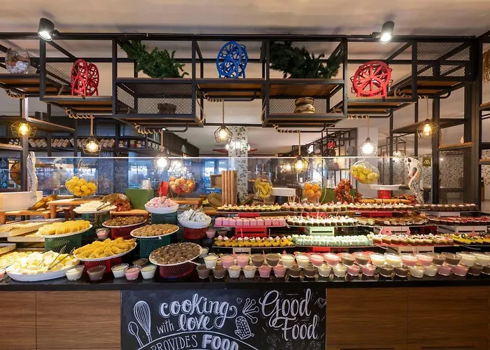 Amara Family Курортный комплекс